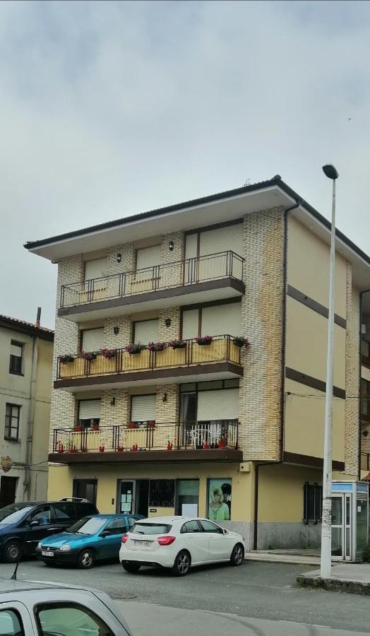 Apartamento Rio Agueera En Guriezo, Next To Castro Urdiales Y Bilbao Adino Exterior foto
